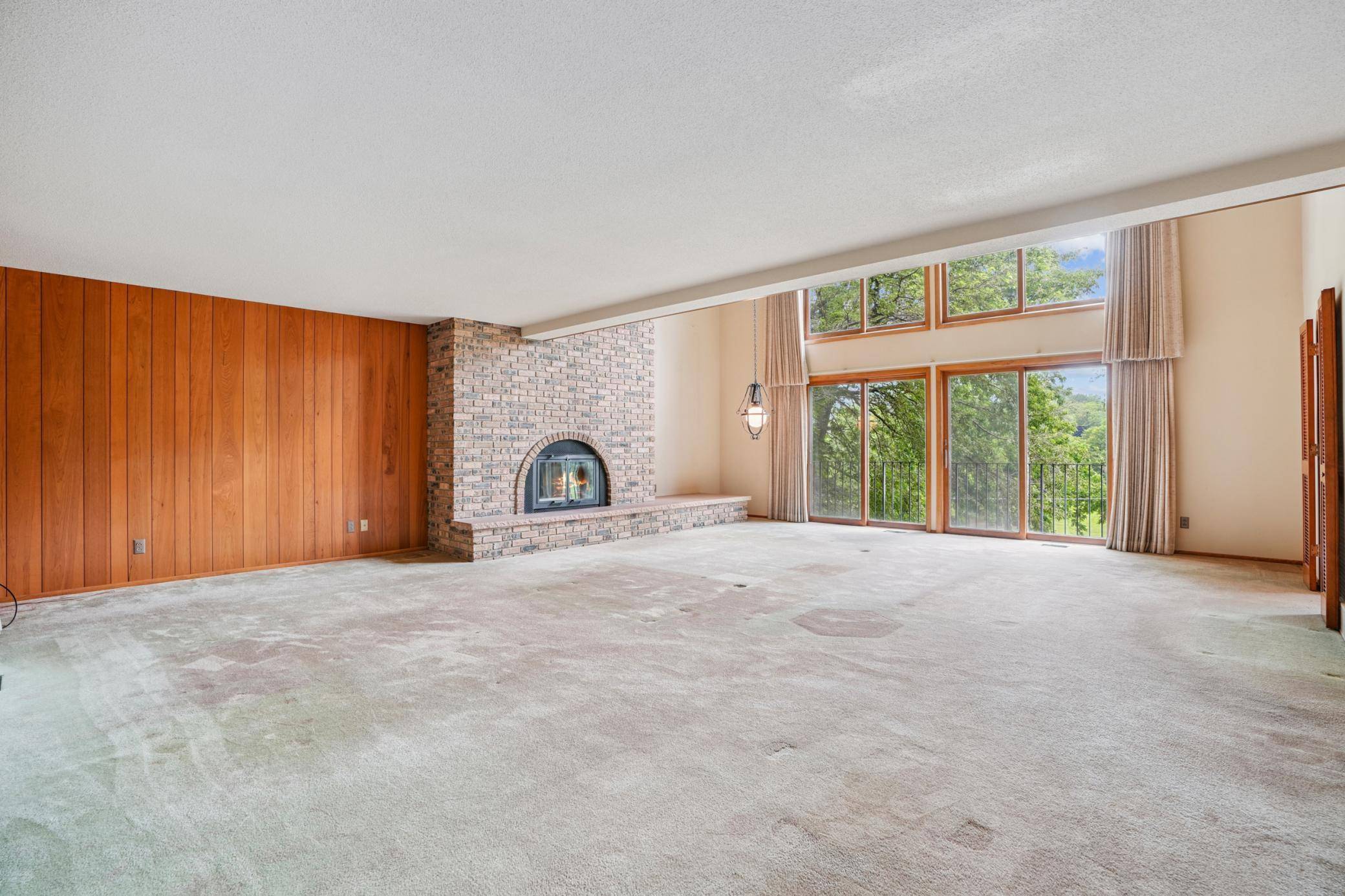 Red Wing, MN 55066,1632 Spruce DR