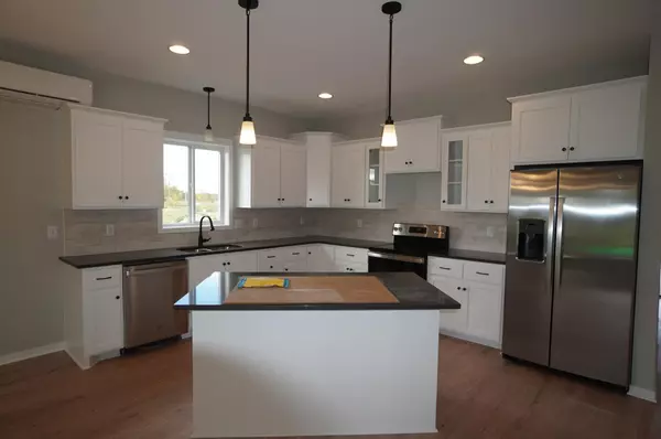 Lindstrom, MN 55045,12765 292nd LN