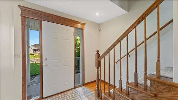 Sartell, MN 56377,814 8th AVE N