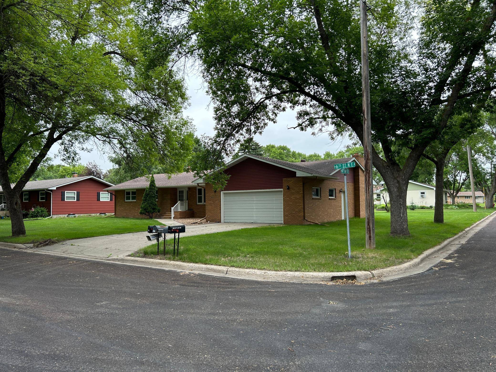 402 6th ST NE, Barnesville, MN 56514