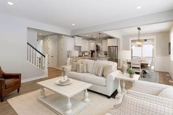 Minnetrista, MN 55331,4523 Meadowview LN