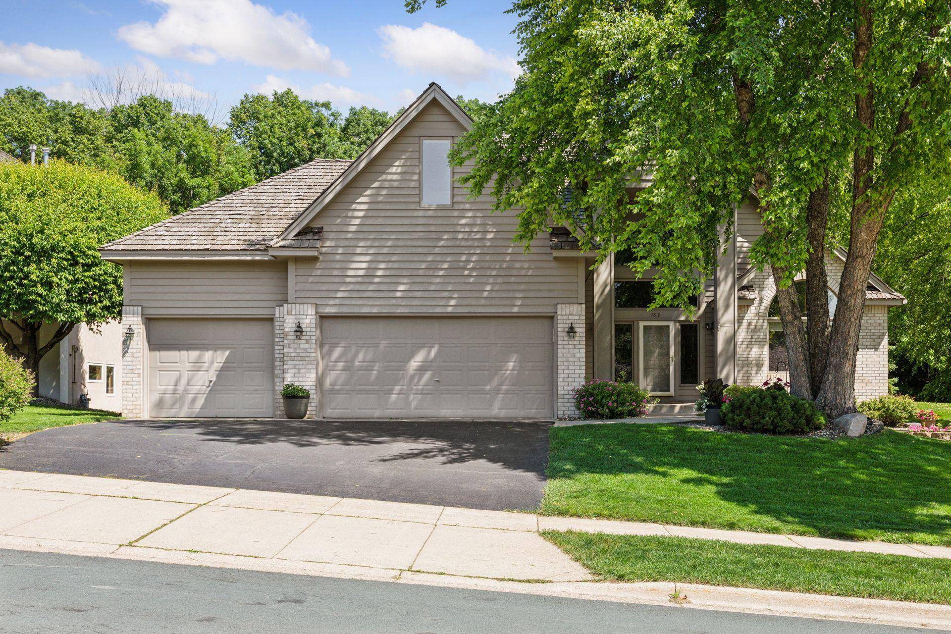 Bloomington, MN 55438,7810 W 95th ST