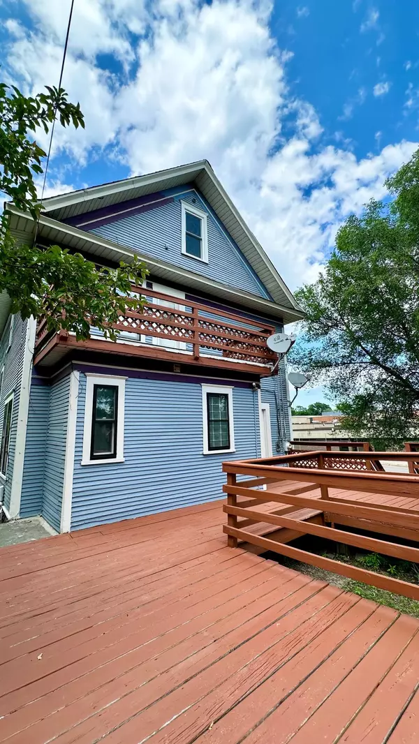 Saint Paul, MN 55130,398 Jenks AVE
