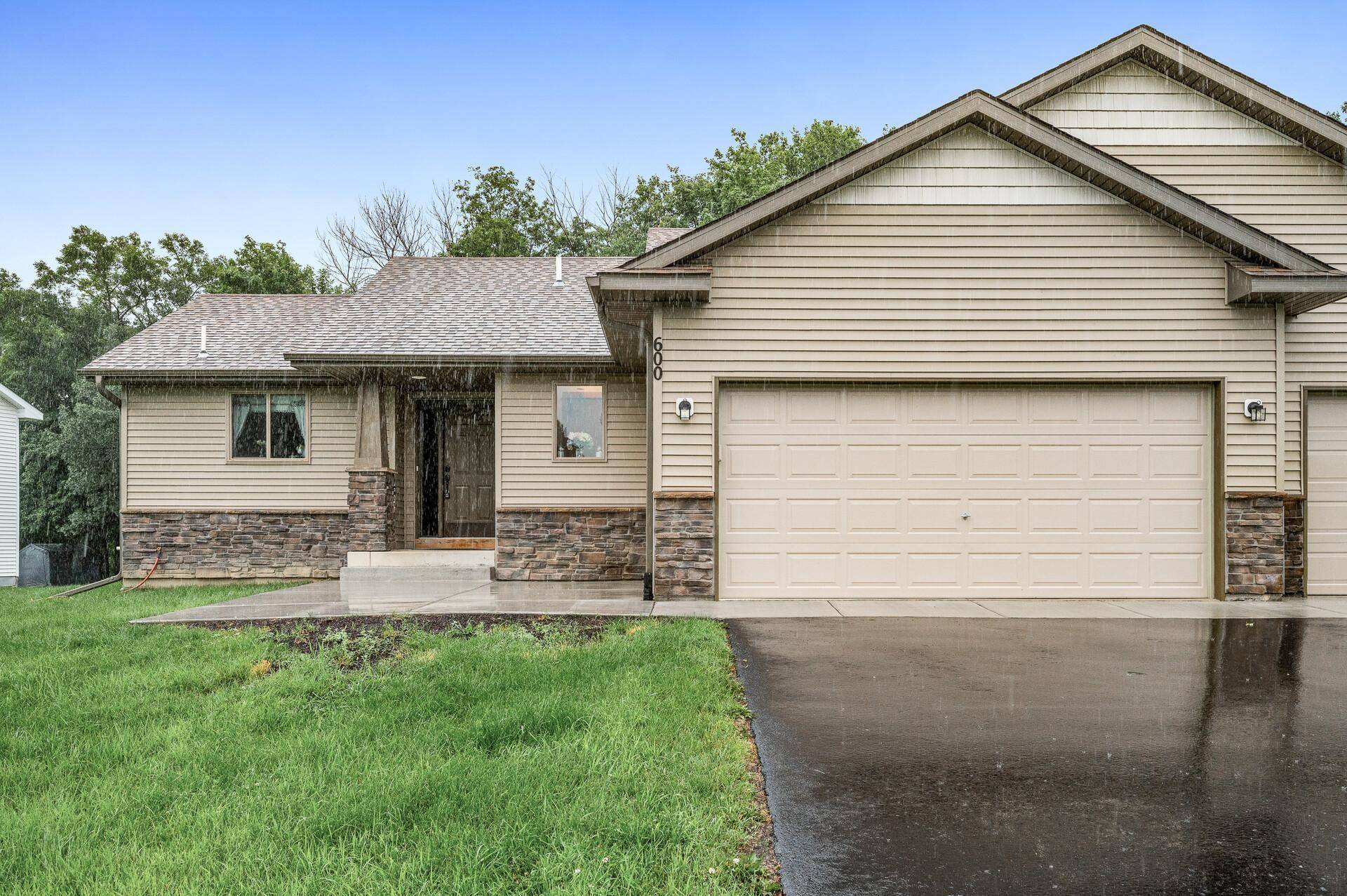Center City, MN 55012,600 Nelson LN