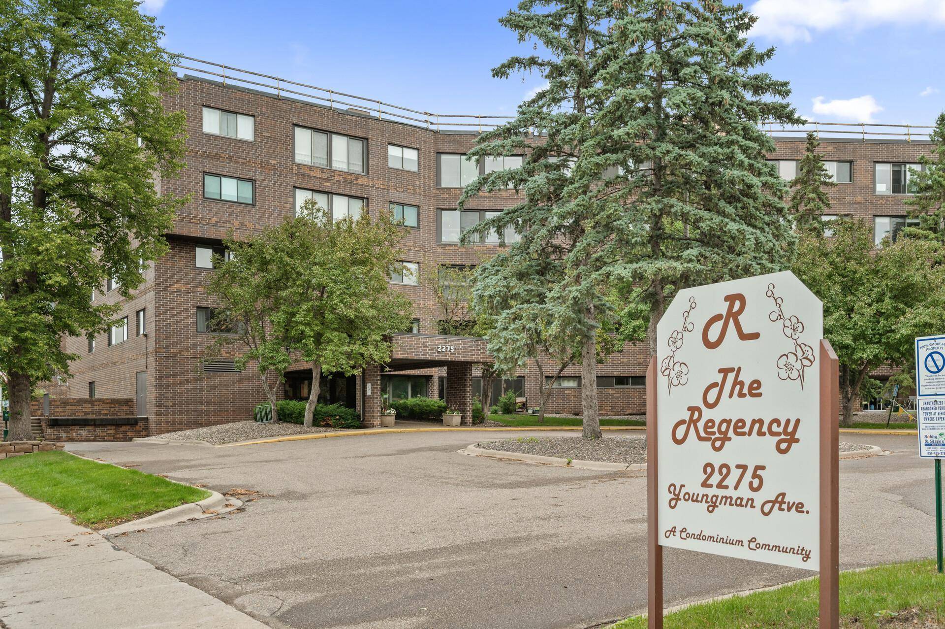 2275 Youngman AVE #201W, Saint Paul, MN 55116