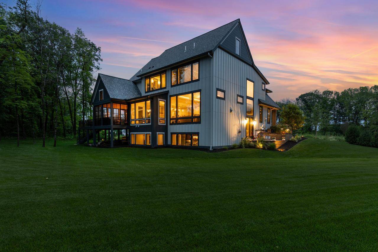 Medina, MN 55340,754 Shawnee Woods RD