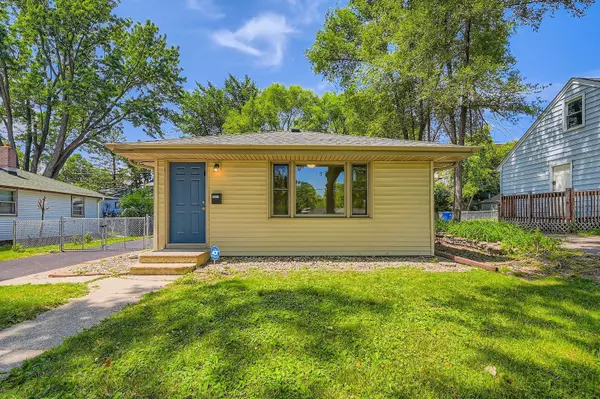 Saint Paul, MN 55117,1567 Park ST