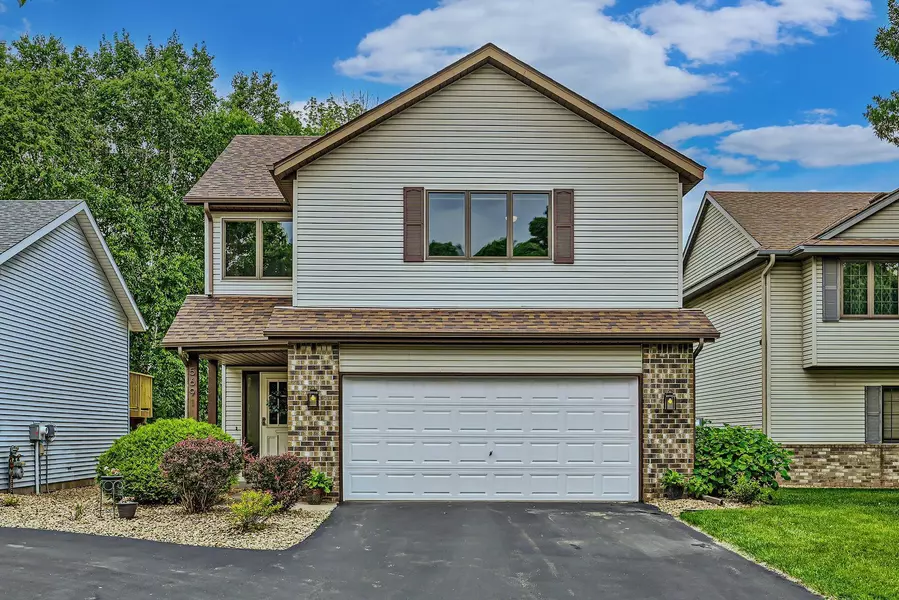 5691 Birch TRL, Shoreview, MN 55126