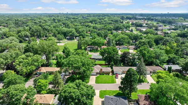 Crystal, MN 55427,6925 38th AVE N