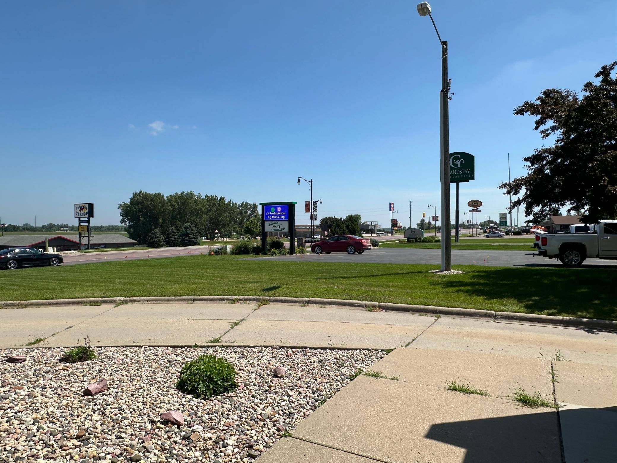 Luverne, MN 56156,900 S Kniss AVE