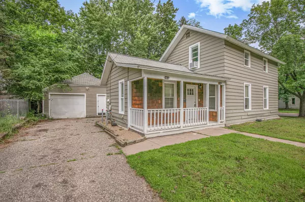 Saint Cloud, MN 56303,601 10th AVE N