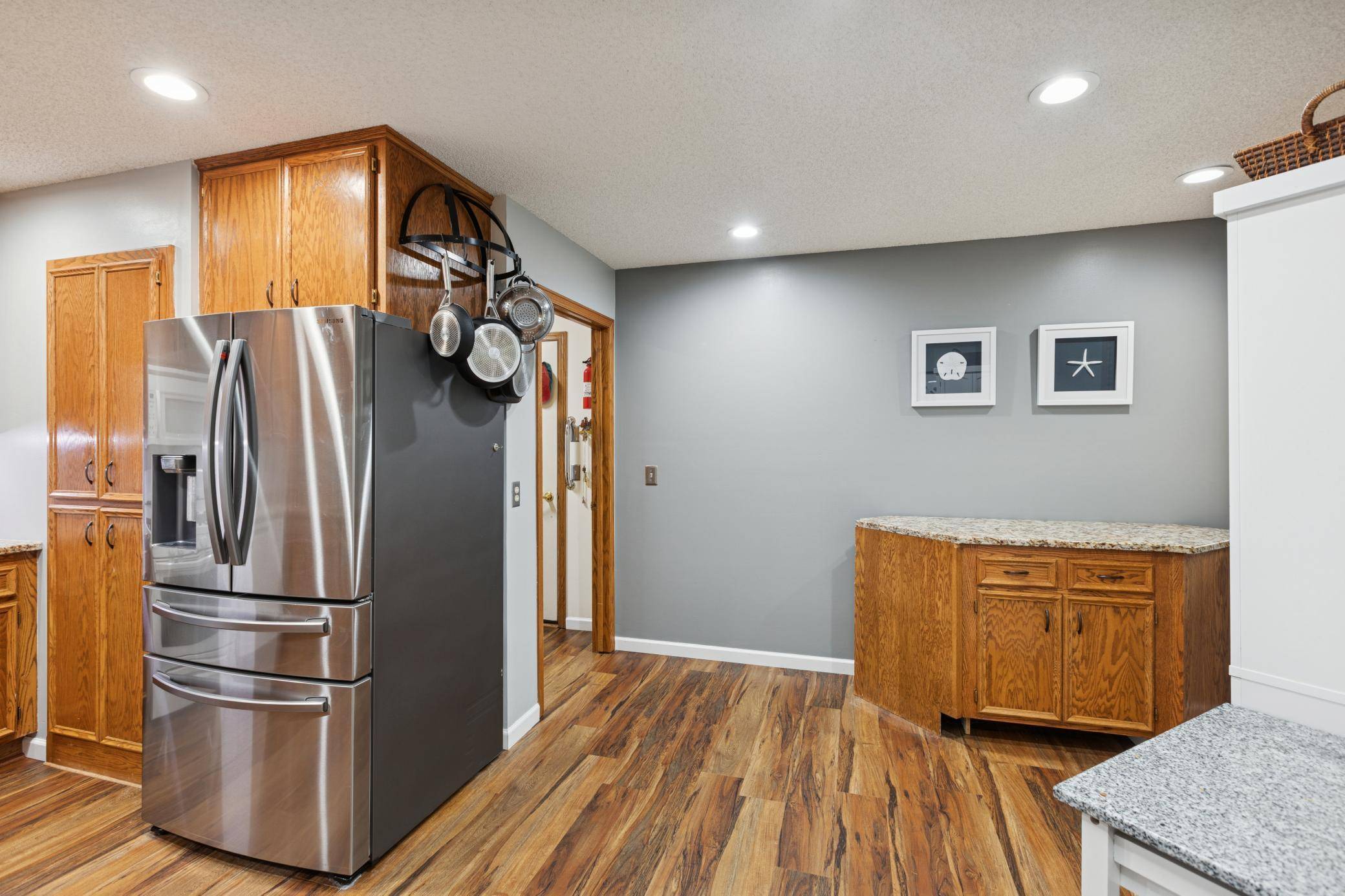 Apple Valley, MN 55124,14365 Embassy WAY