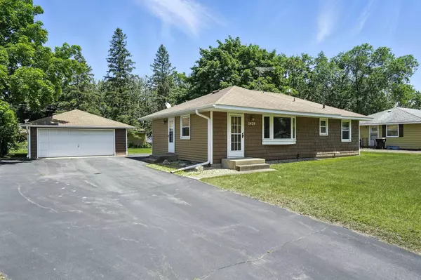 Coon Rapids, MN 55433,11439 N Heights DR NW