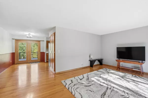 Burnsville, MN 55337,2108 Friendship LN