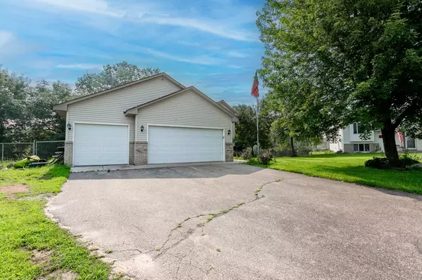 Saint Francis, MN 55070,4417 231st CT NW