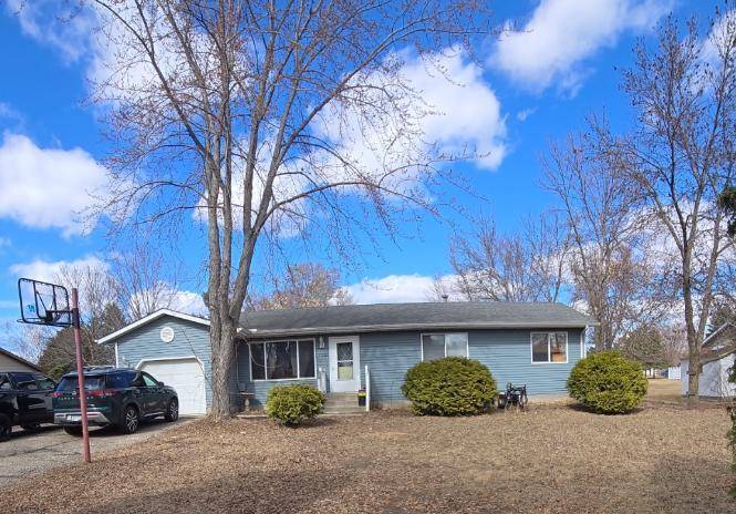 112 4th AVE NW, Rice, MN 56367