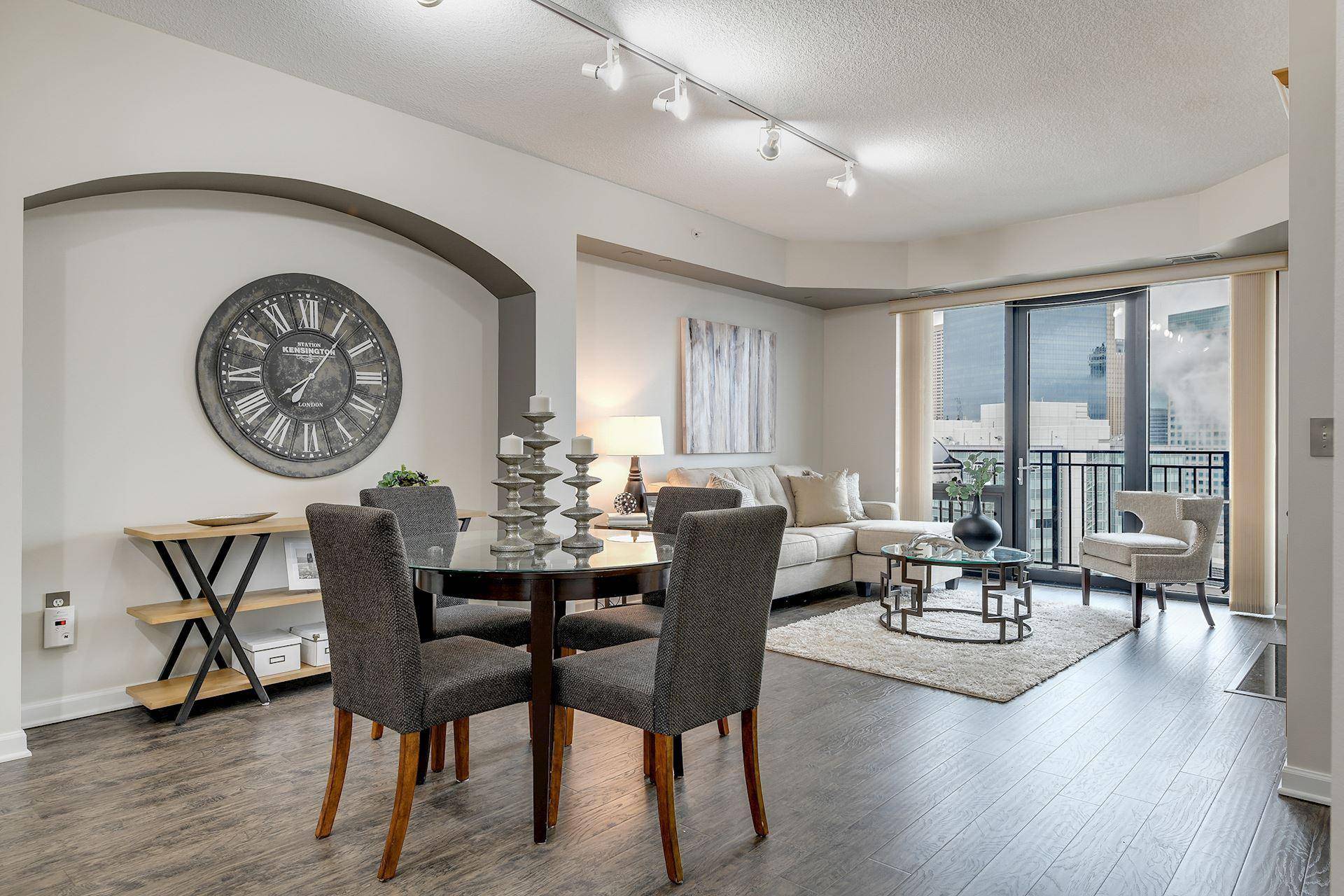 500 E Grant ST #2203, Minneapolis, MN 55404