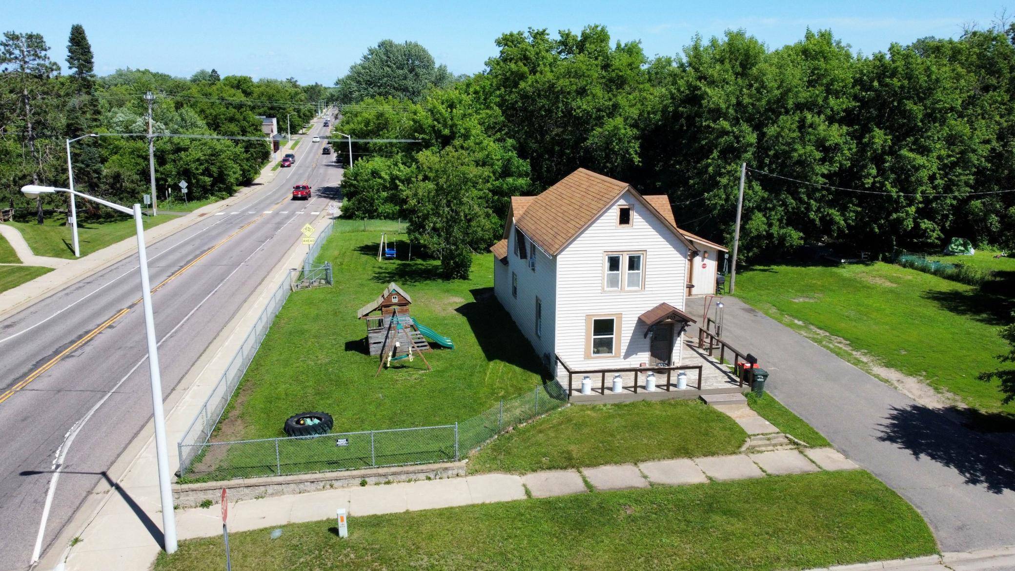 Brainerd, MN 56401,603 S 10th ST
