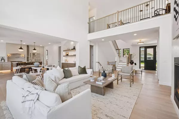 Edina, MN 55424,4404 W 58th ST