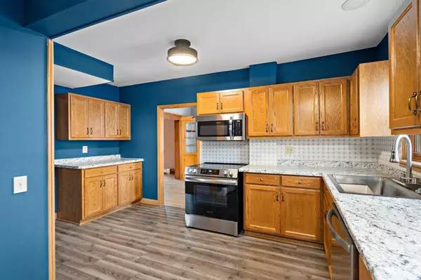 Lindstrom, MN 55045,12710 Newell Ave