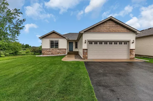 1664 Payton CT NE, Sauk Rapids, MN 56379