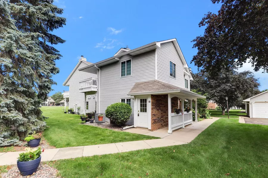 3566 Blue Jay WAY #207, Eagan, MN 55123