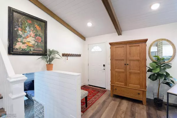 Fargo, ND 58102,2833 1st ST N