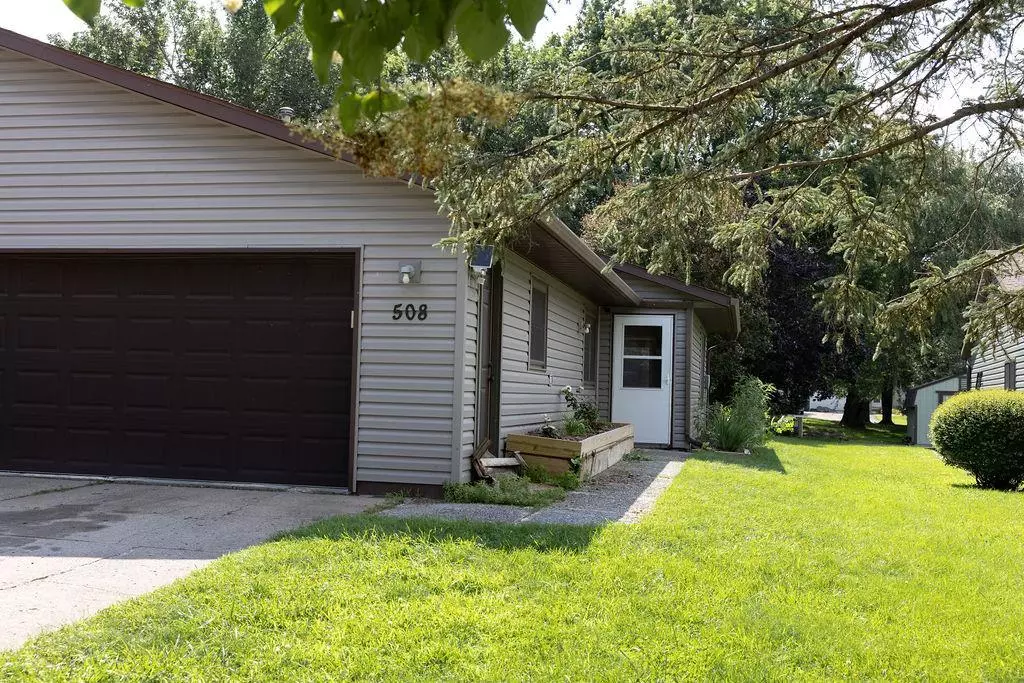 Hutchinson, MN 55350,508 Jackson ST SW