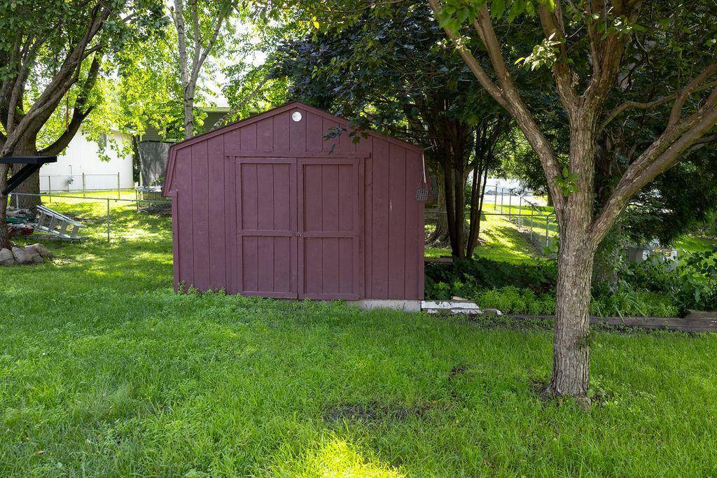 Hutchinson, MN 55350,508 Jackson ST SW