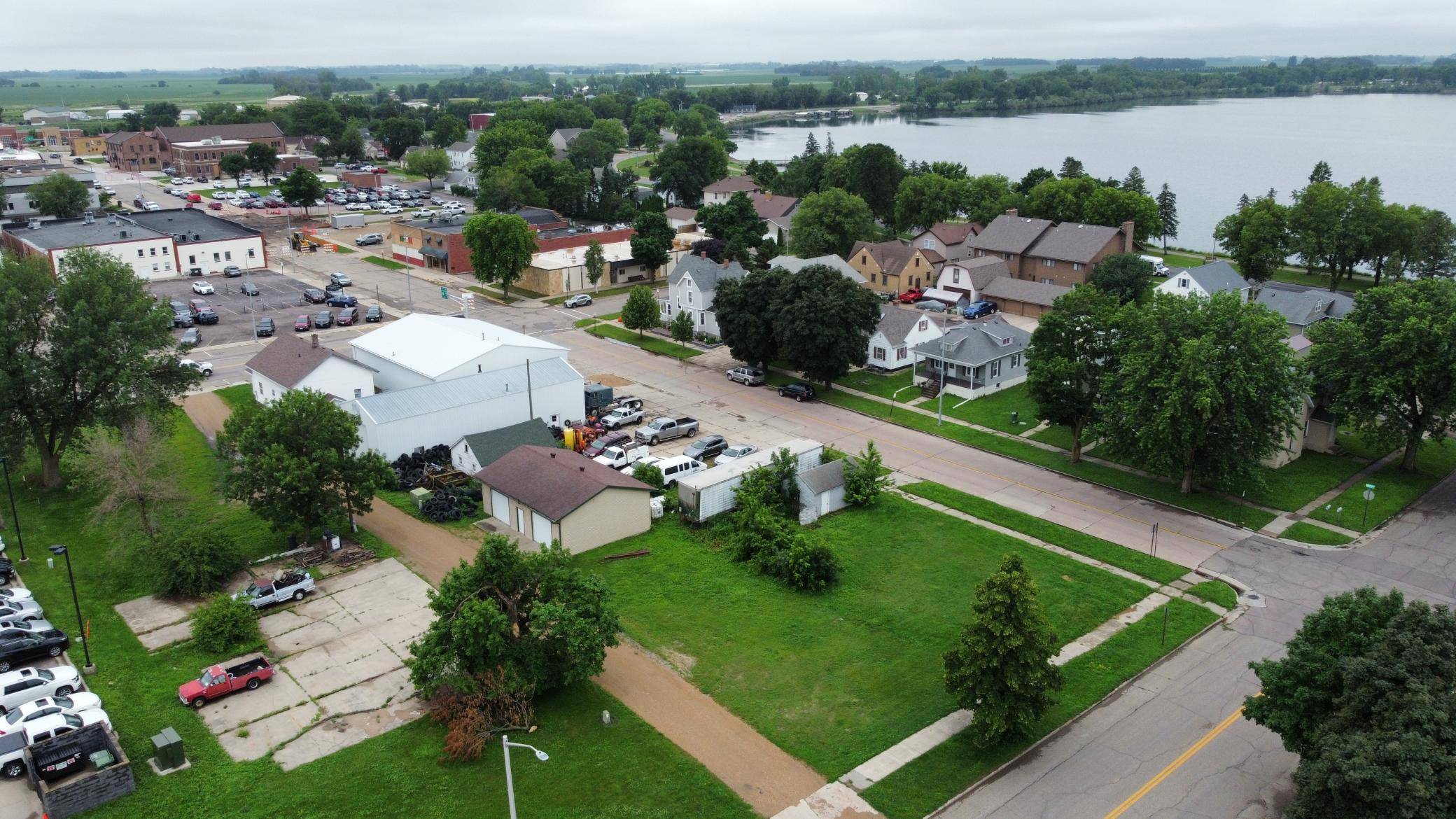 Worthington, MN 56187,500 9th ST