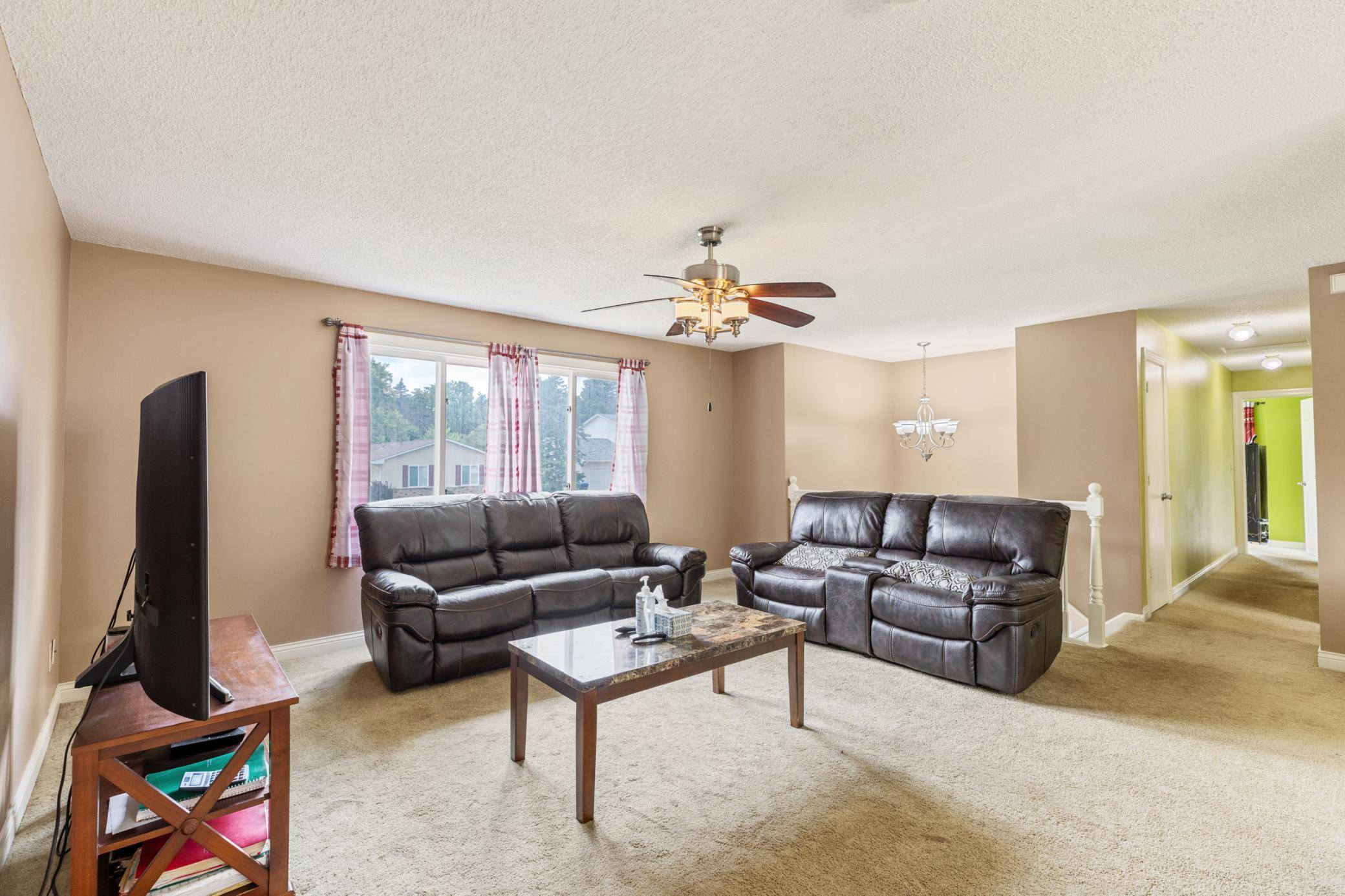 North Saint Paul, MN 55109,2735 Chisholm AVE