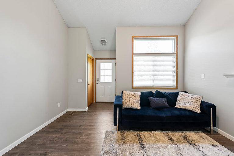 Cottage Grove, MN 55016,7771 Hemingway AVE S