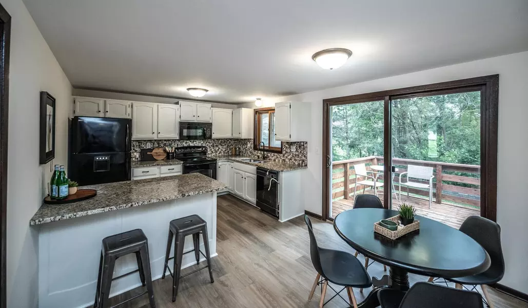 287 Frankland ST, Mahtomedi, MN 55115