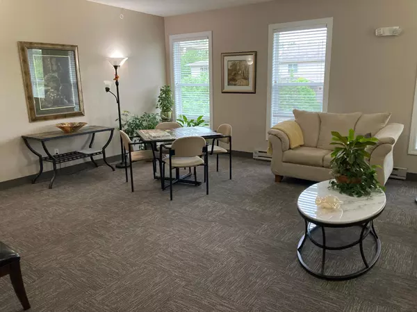 Golden Valley, MN 55427,9225 Medicine Lake RD #105B