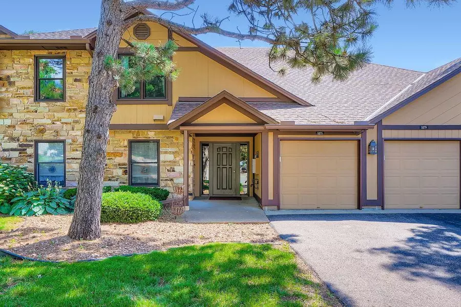 5275 Balmoral LN, Bloomington, MN 55437