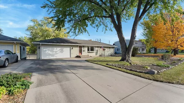 Bloomington, MN 55431,9149 Queen AVE S