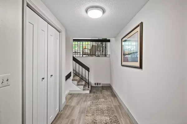 Eden Prairie, MN 55347,10280 Tarn CIR