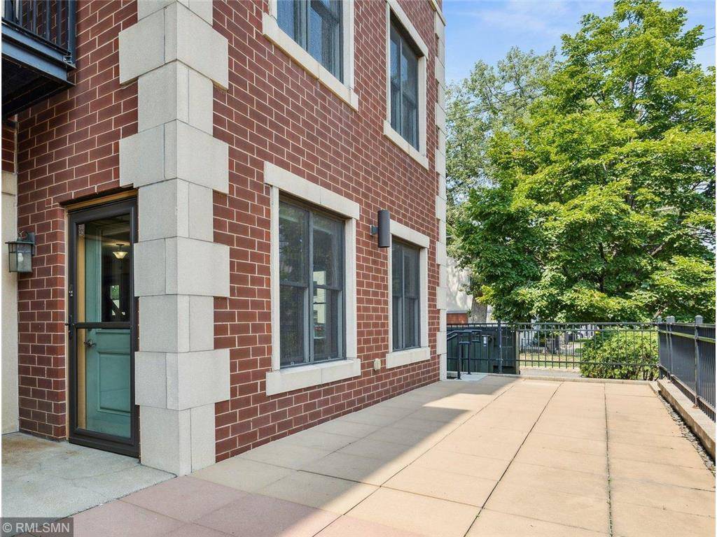 Saint Paul, MN 55104,625 Dayton AVE #4