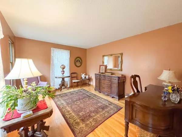 Pelican Rapids, MN 56572,301 4th AVE SE