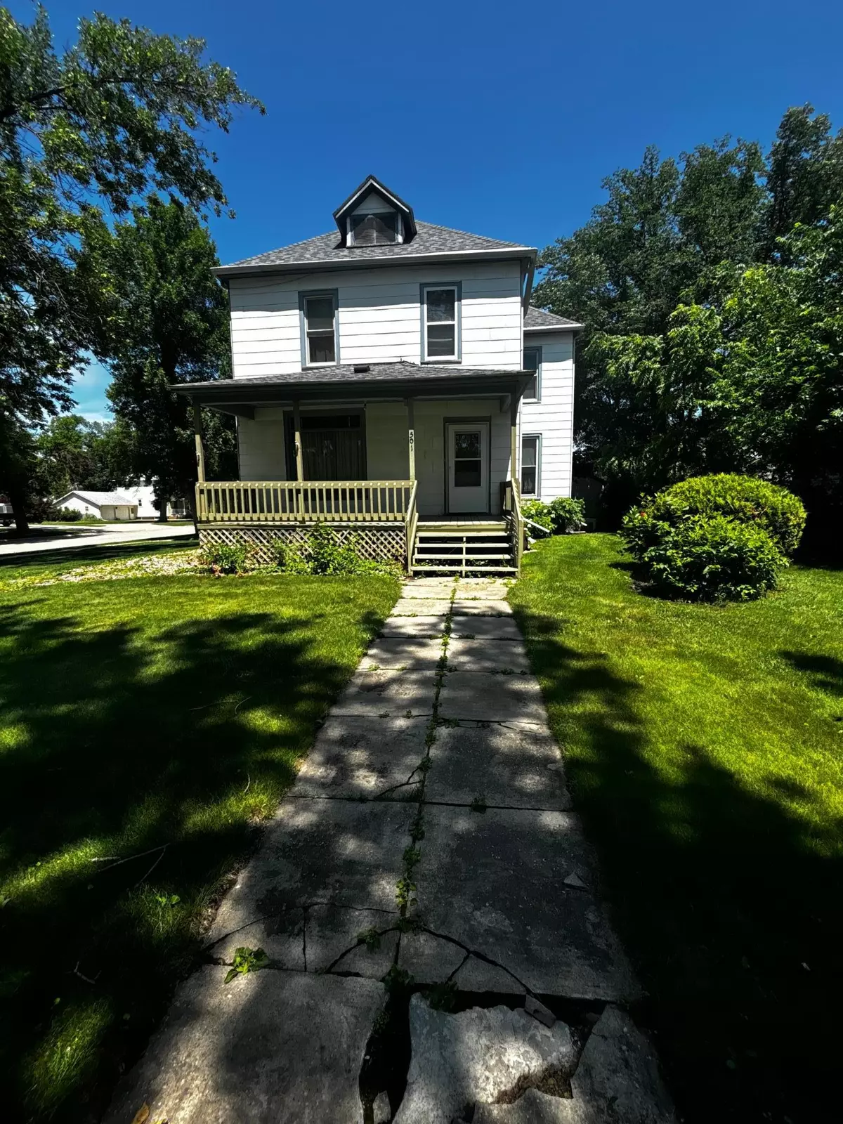 Pipestone, MN 56164,501 6th ST SE