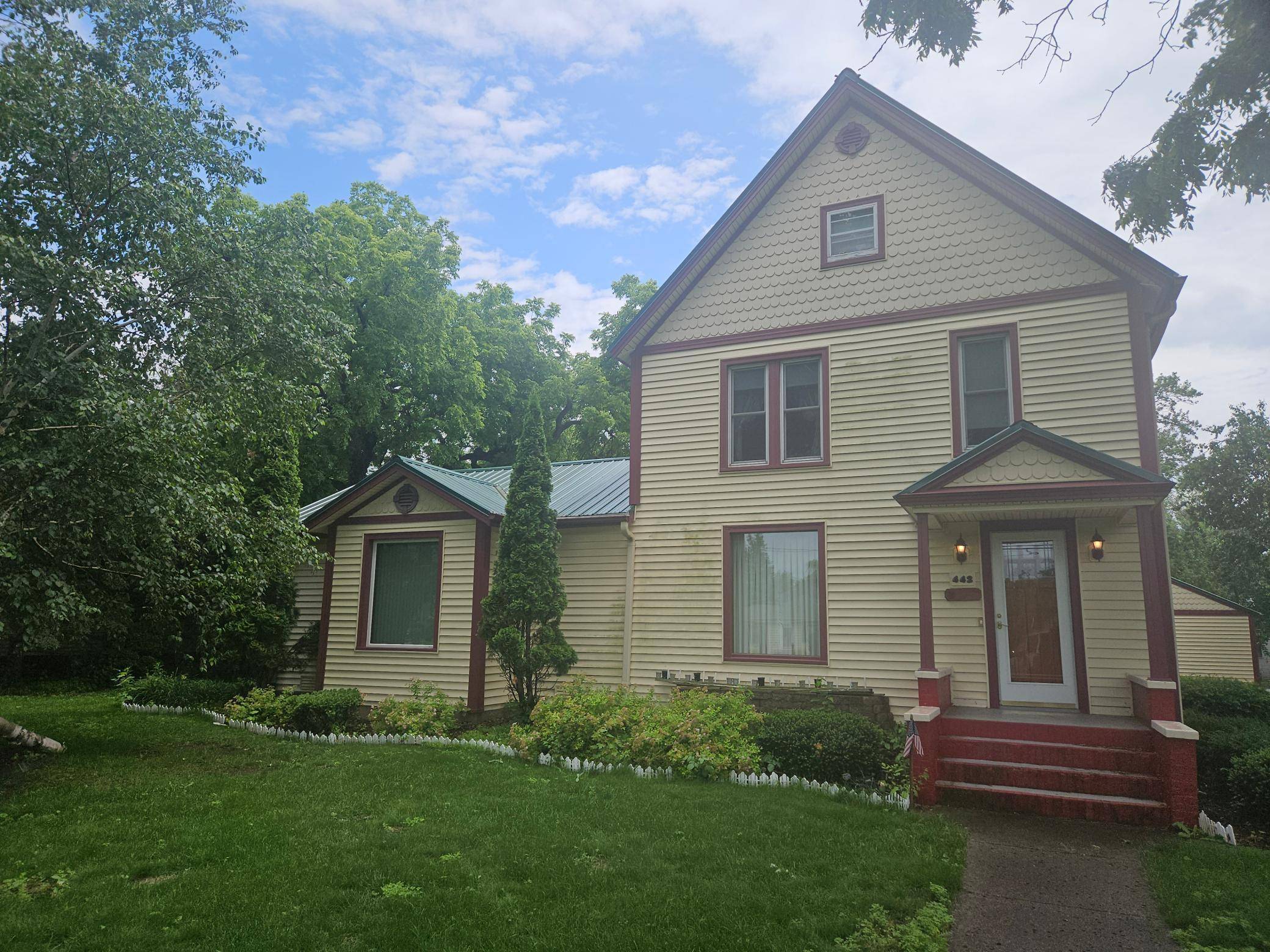 442 Cleveland AVE W, Winnebago, MN 56098