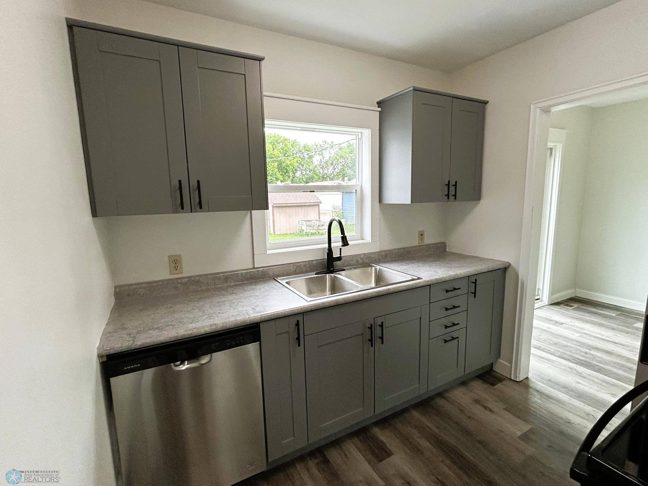 Barnesville, MN 56514,217 6th ST SE