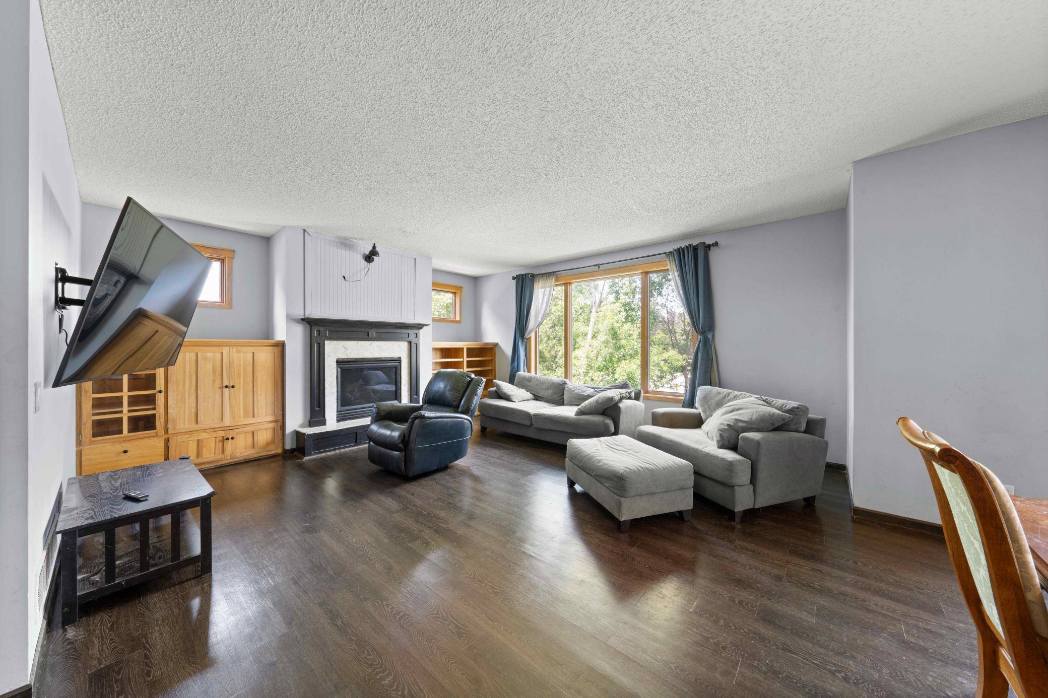 Brooklyn Park, MN 55443,4802 102nd TRL N