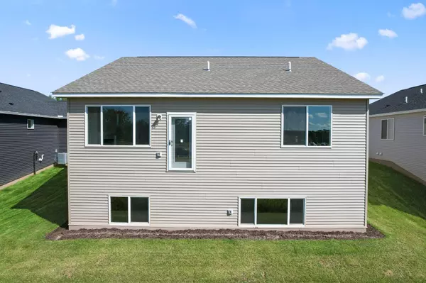 River Falls, WI 54022,1214 Compton AVE