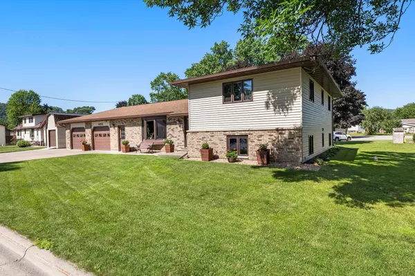 Goodview, MN 55987,655 48th AVE