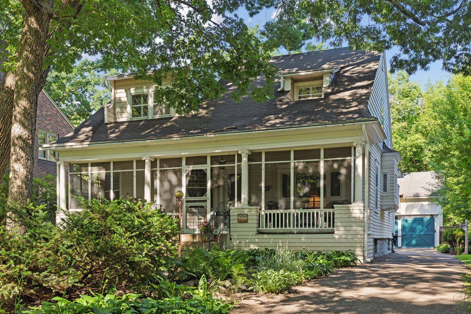 1323 Keston ST, Saint Paul, MN 55108