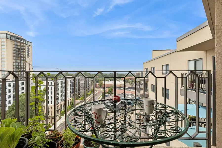 3131 Excelsior BLVD #910, Minneapolis, MN 55416