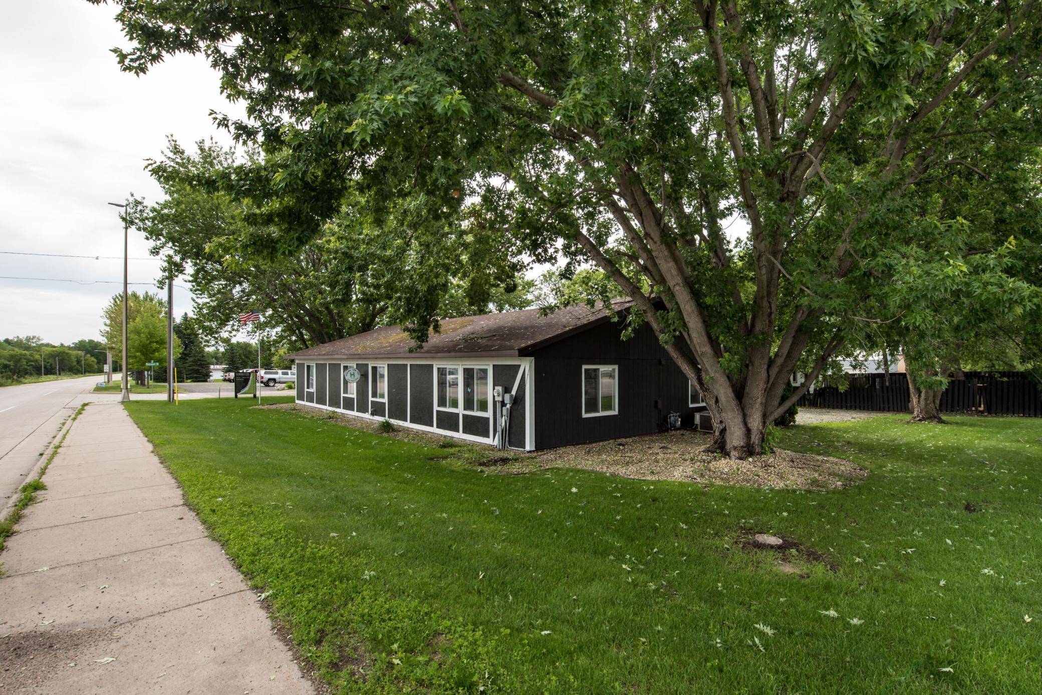 Alexandria, MN 56308,1124 3rd AVE E