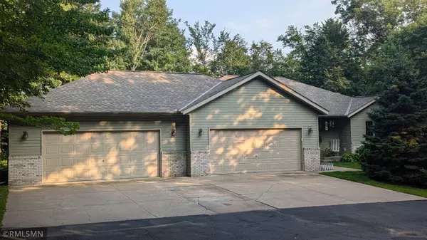21021 Fresno ST NW, Elk River, MN 55330