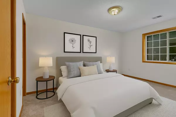 Saint Cloud, MN 56301,4384 Clearwater RD